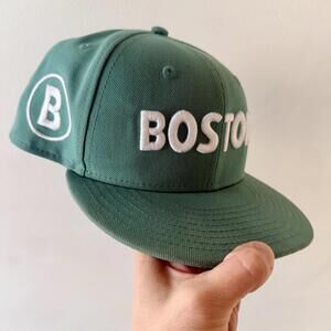 Fenway Greens City Connect Red Sox Boston Embroidered New Era Baseball Cap 7 1/4